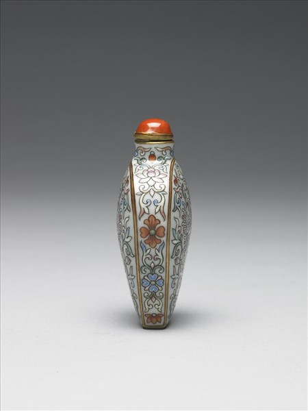 粉彩花鳥紋鼻煙壺