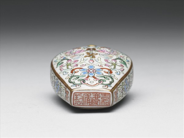 粉彩花鳥紋鼻煙壺