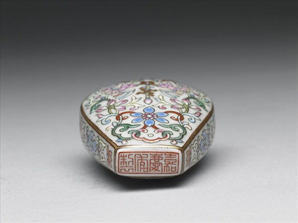 粉彩花鳥紋鼻煙壺