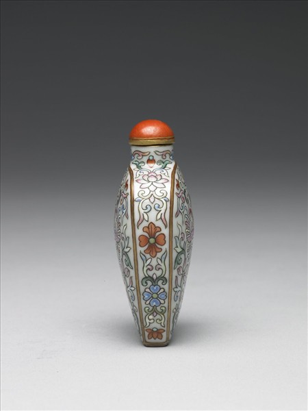 粉彩花鳥紋鼻煙壺