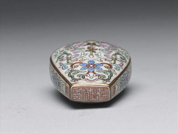 粉彩花鳥紋鼻煙壺