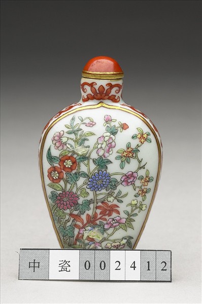 粉彩花卉紋鼻煙壺