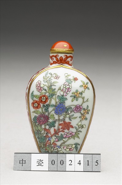 粉彩花卉紋鼻煙壺