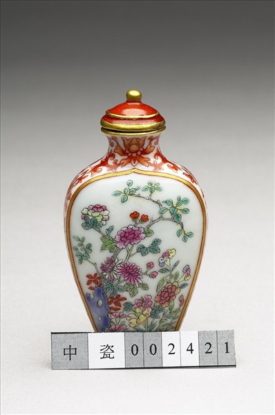 粉彩花卉紋鼻煙壺