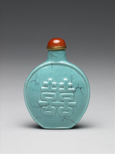 松綠石釉雙喜鼻煙壺