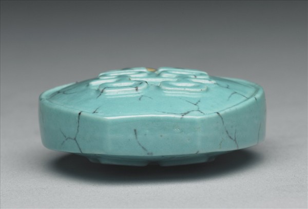 松綠石釉雙喜鼻煙壺