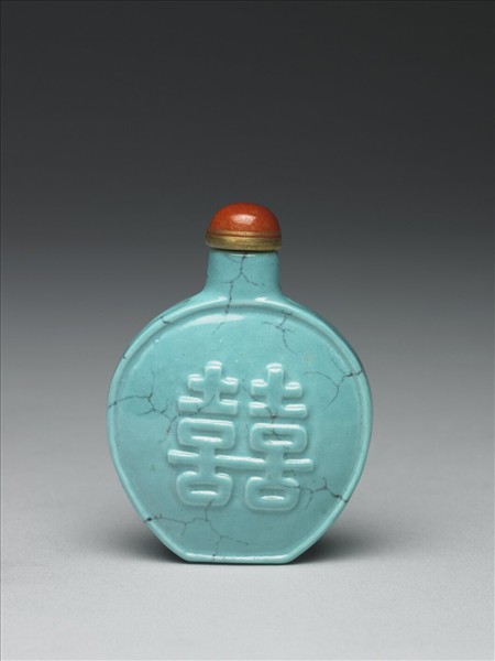 松綠石釉雙喜鼻煙壺