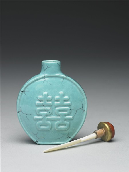 松綠石釉雙喜鼻煙壺