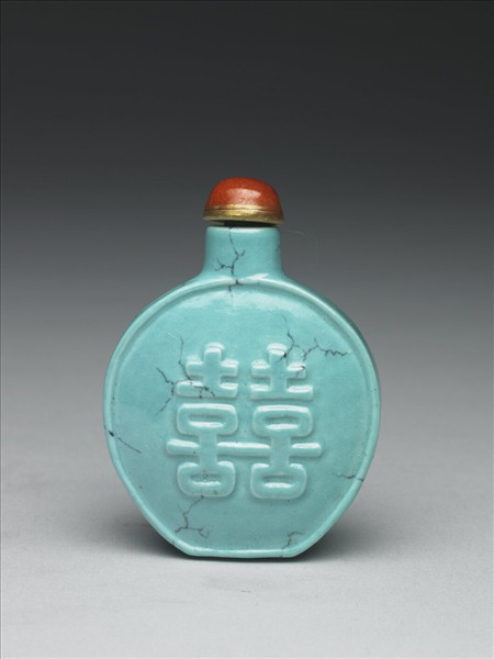 松綠石釉雙喜鼻煙壺