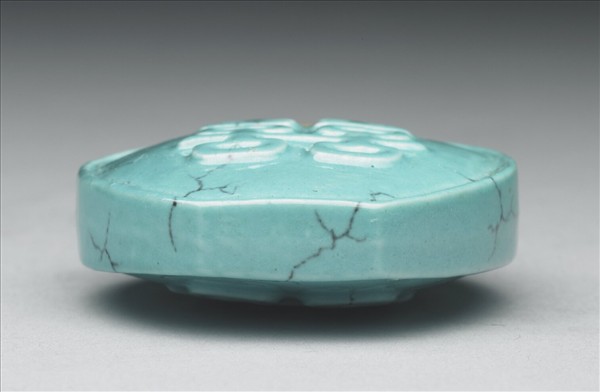 松綠石釉雙喜鼻煙壺