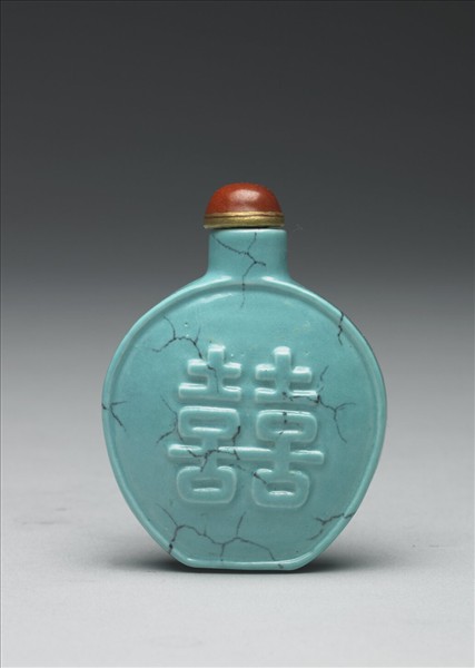 松綠石釉雙喜鼻煙壺