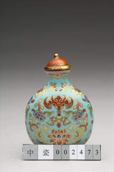 粉彩湖綠地花卉紋鼻煙壺