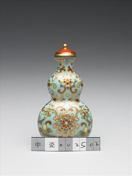 粉彩湖綠地纏枝花卉紋葫蘆式鼻煙壺