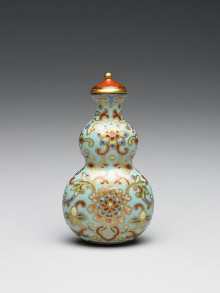 粉彩湖綠地纏枝花卉紋葫蘆式鼻煙壺- 故宮
