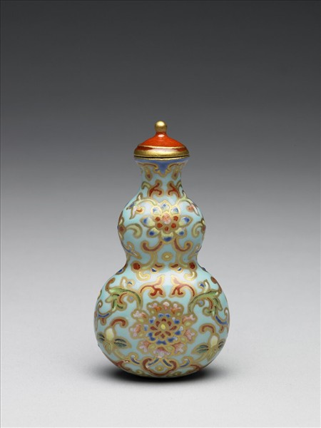 粉彩湖綠地纏枝花卉紋葫蘆式鼻煙壺