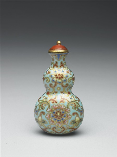 粉彩湖綠地纏枝花卉紋葫蘆式鼻煙壺