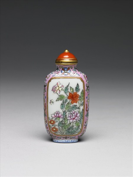 粉彩芍藥詩畫鼻煙壺