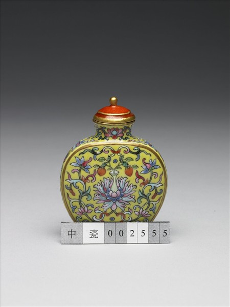 粉彩黃地纏枝花卉紋鼻煙壺