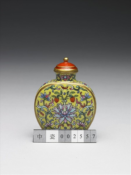 粉彩黃地纏枝花卉紋鼻煙壺