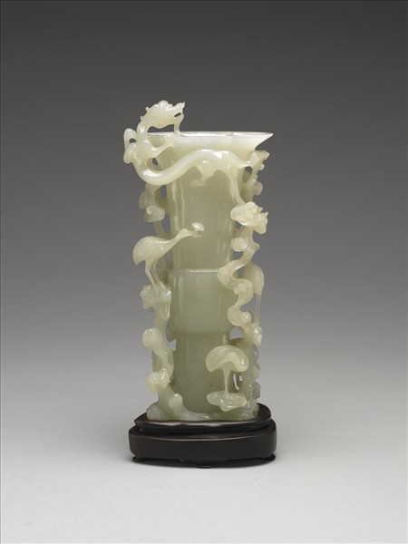 玉雲龍仙鶴觚形瓶
