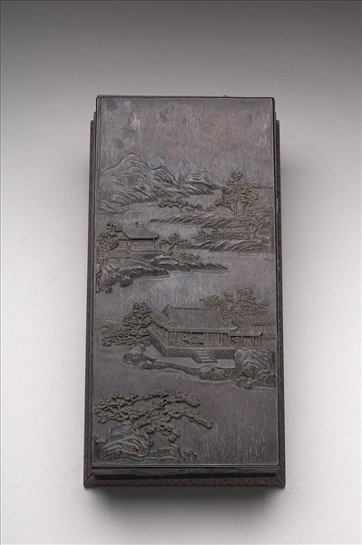 紫檀山水紋木盒