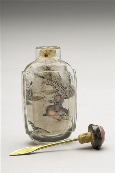 水晶內繪漁牧圖鼻煙壺