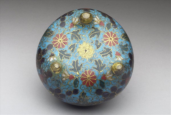 掐絲琺瑯葡萄紋爐