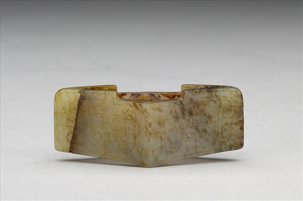 玉動物面紋劍鐔