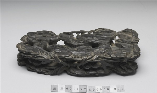 紫檀竹葉波濤紋木座