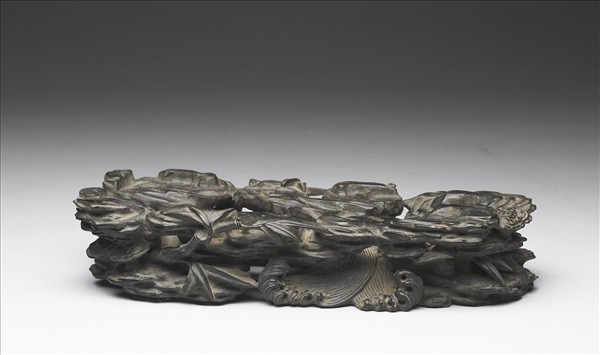 紫檀竹葉波濤紋木座