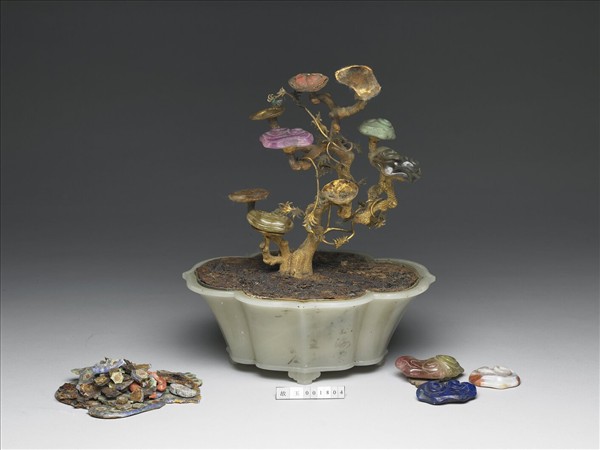 玉海棠式鍍金靈芝盆景