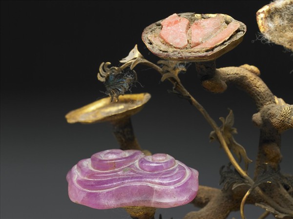 玉海棠式鍍金靈芝盆景