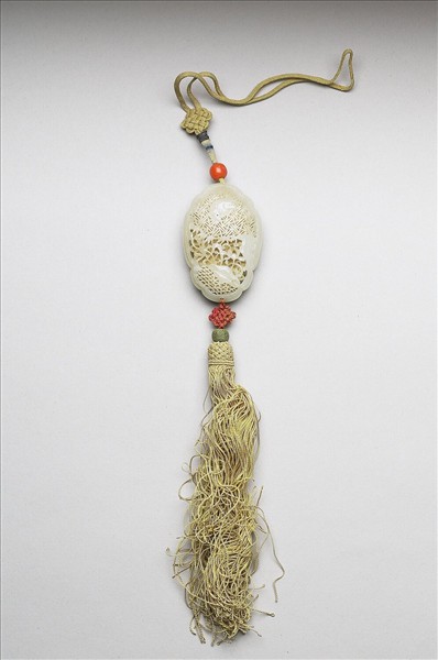 玉鏤雕耄耋圖香盒