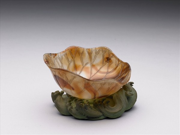 瑪瑙荷葉形碟