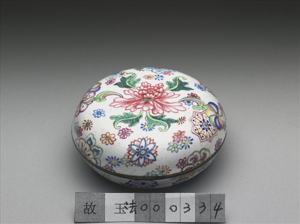 銅胎畫琺瑯花卉盒