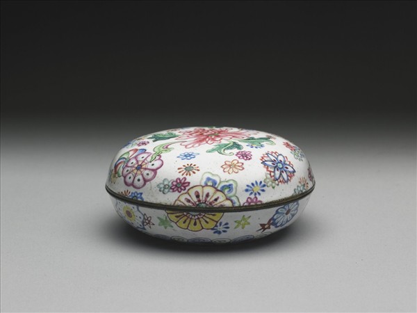 銅胎畫琺瑯花卉盒