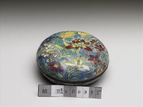 銅胎畫琺瑯花卉盒