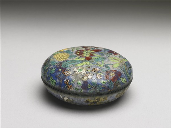 銅胎畫琺瑯花卉盒