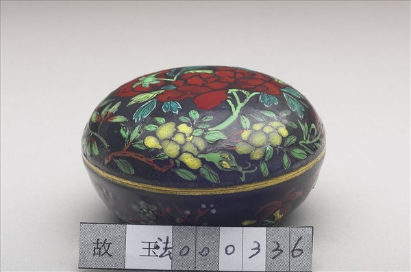 銅胎畫琺瑯花卉盒