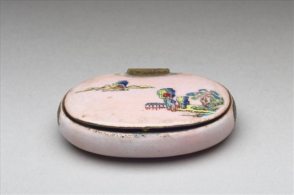 銅胎畫琺瑯粉地山水盒