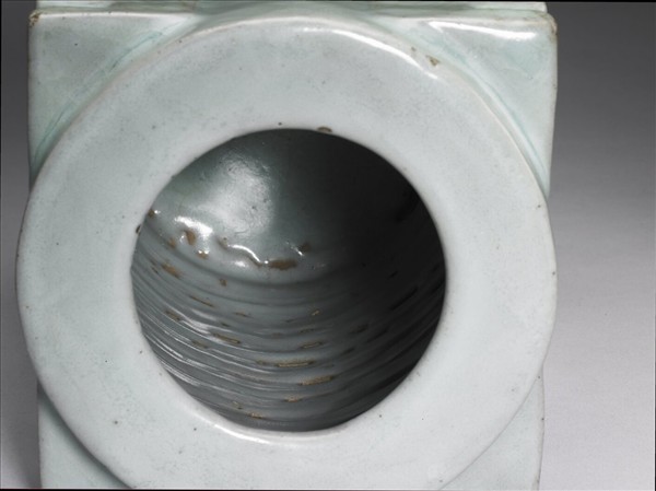 官窯 青瓷琮式瓶