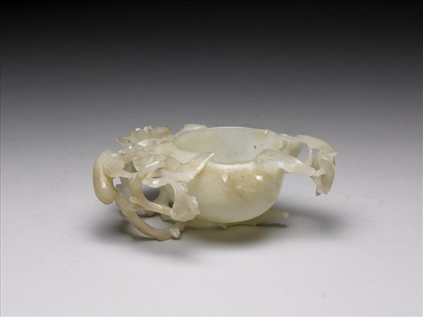 玉鳥紋連枝桃式洗