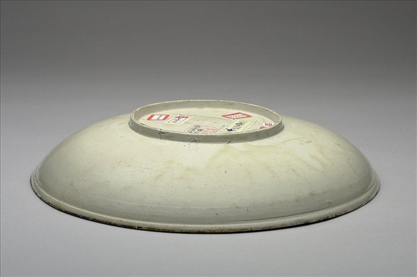 定窯 白瓷印花花卉紋盤