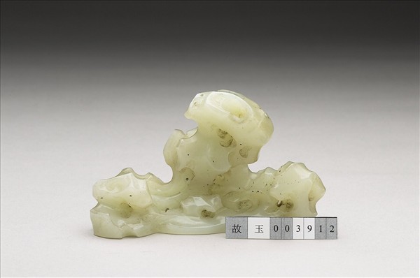 玉太湖石形陳設