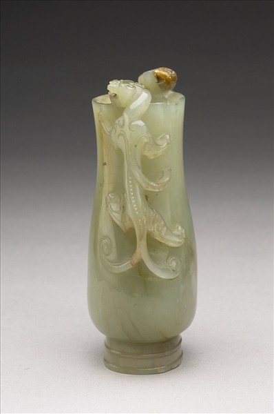 玉雙螭耳瓶