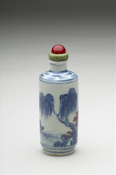 青花釉裡紅山水人物鼻煙壺