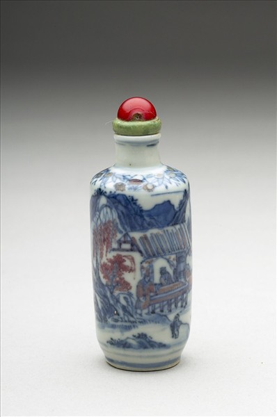 青花釉裡紅山水人物鼻煙壺