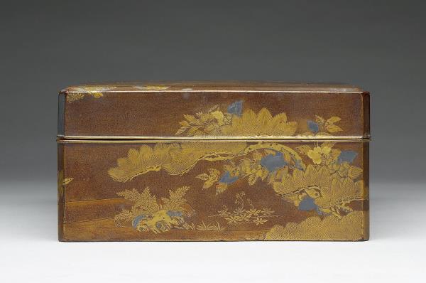 花卉蒔繪漆箱
