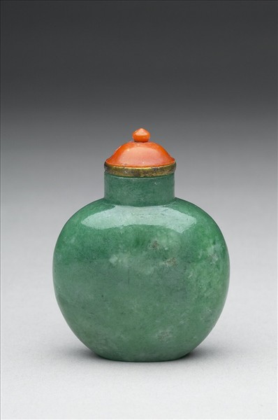 翠玉鼻煙壺
