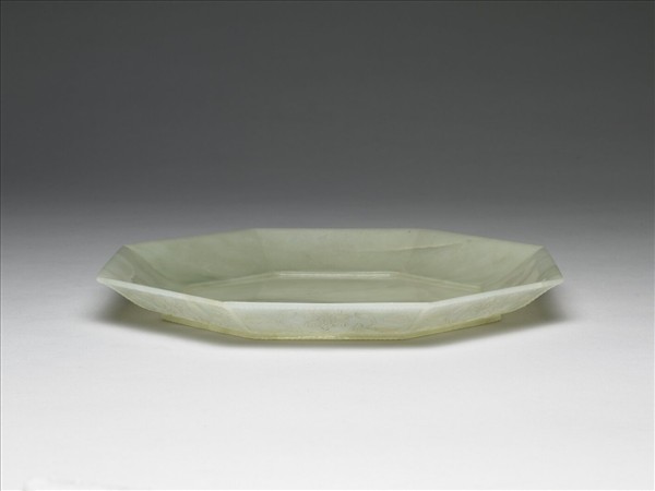 玉八角形雕花盤